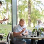 Két rangos gasztronómiai elismerés Szarvasról - Az Újváros Bisztró Michelin Bib Gourmand-ajánlást és Gault&Millau séfsapkákat kapott.